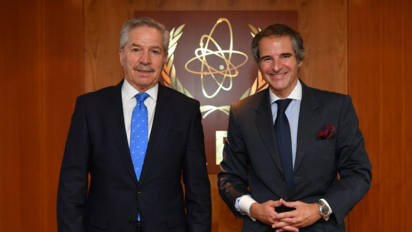En Viena, el canciller Solá fue recibido por el titular del OIEA, Rafael Grossi