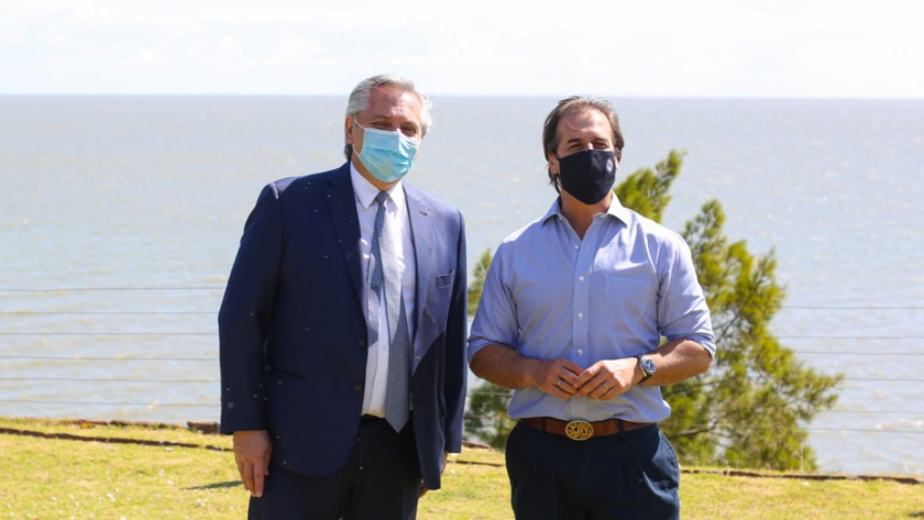 El Presidente mantuvo un almuerzo de trabajo con su par uruguayo, Luis Lacalle Pou