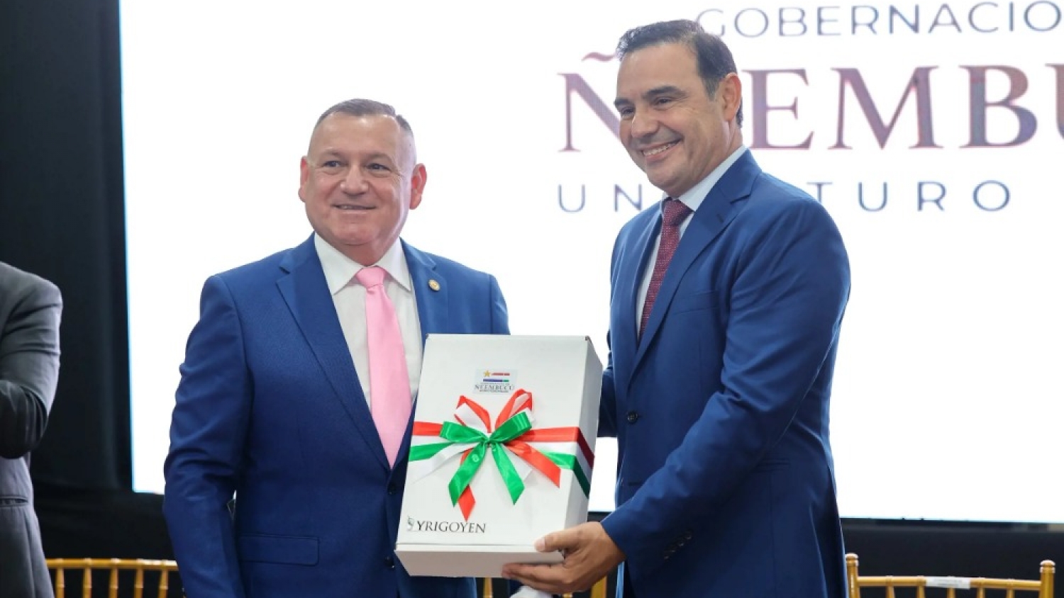 Gustavo Valdés fortaleció vínculos institucionales con el gobernador de Ñeembucú en Paraguay