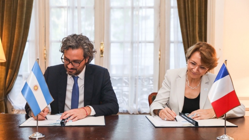Cafiero suscribió importantes acuerdos bilaterales con cinco países