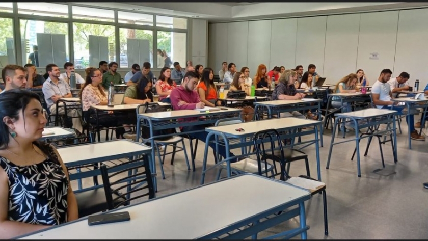 Más de 100 personas participaron de una jornada sobre agricultura de precisión y eficiencia hídrica