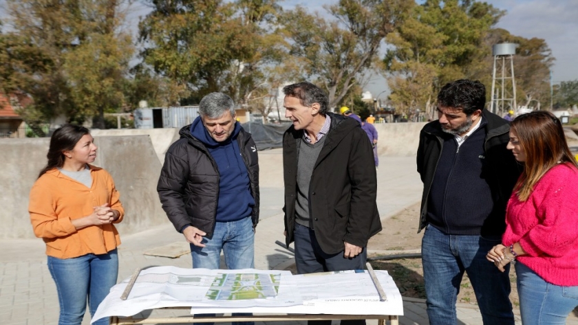 En Hurlingham, Katopodis recorrió obras de mejoramiento urbano y vial