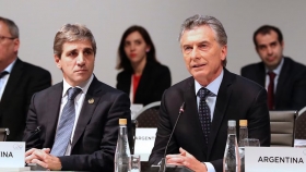 Caputo enfrenta una semana clave: pagó al FMI, licitación de deuda y un evento junto a Macri