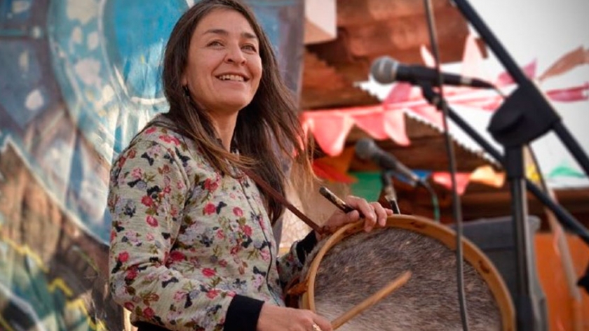 El folklore llega por internet
