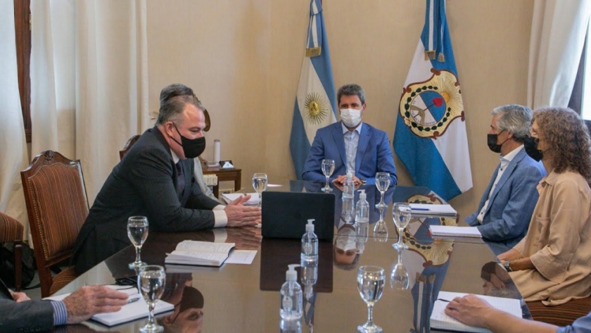 Sergio Uñac recibió a empresarios mineros vinculados al proyecto Los Azules