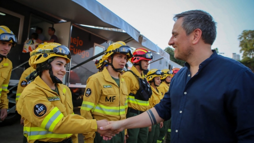Cabandié y Herrera Ahuad presentaron el equipamiento que robustece el combate de incendios forestales en Misiones