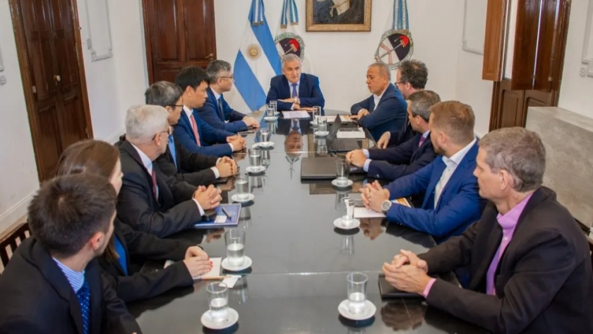Empresa china, interesada en fabricar en Jujuy insumos para la producción de carbonato de litio