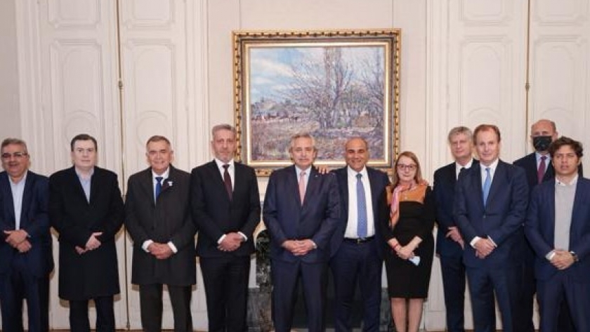 Arcioni participó de la reunión con Alberto Fernández y los gobernadores