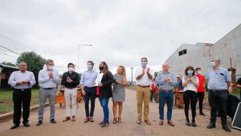 Más pavimento y viviendas para Colonias Unidas: “Se trata de seguir garantizando derechos”, dijo Capitanich