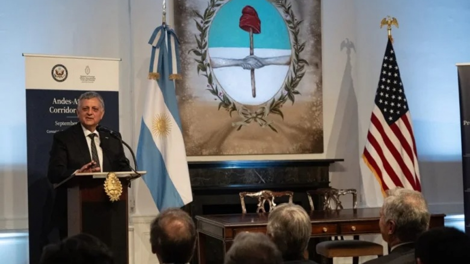 Gigante energético: US EXIM pone sobre la mesa US$ 6.000 millones para impulsar el proyecto Argentina LNG de YPF
