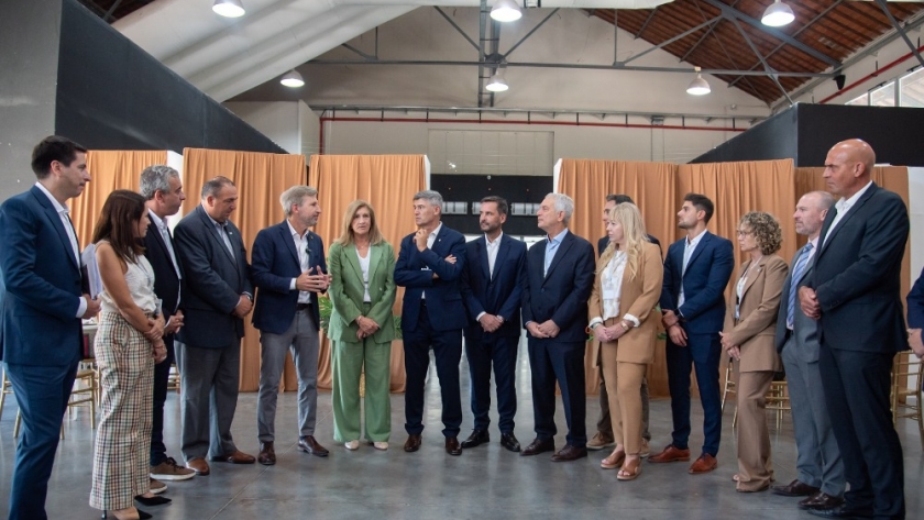 Frigerio valoró el intercambio de ideas entre intendentes