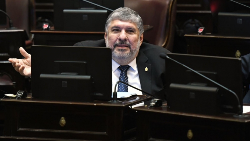 “Estamos en marcha para poder parar esto”, sostuvo el senador Mayans