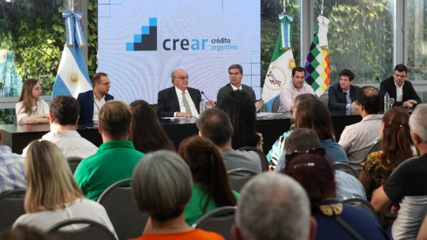 Capitanich y Mendiguren ponen en marcha Crédito Argentino para sostener el crecimiento económico de Chaco