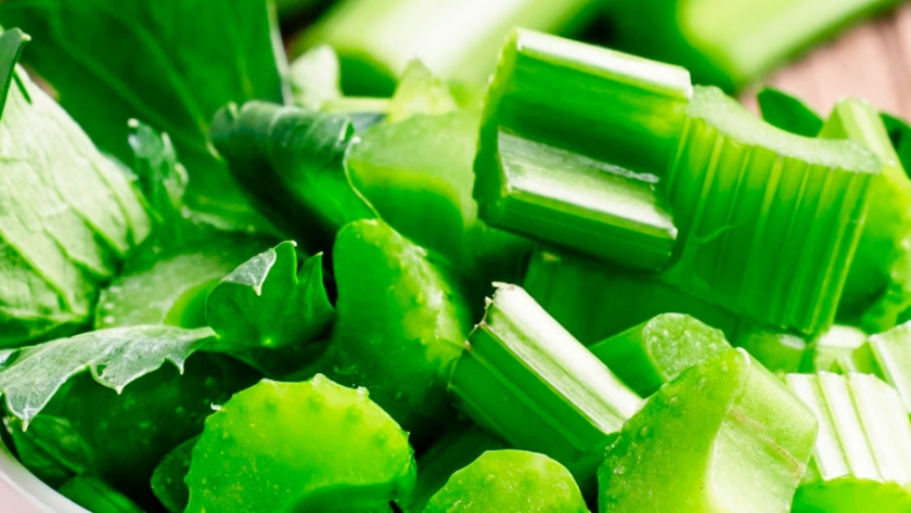 Apio, la riqueza del tallo