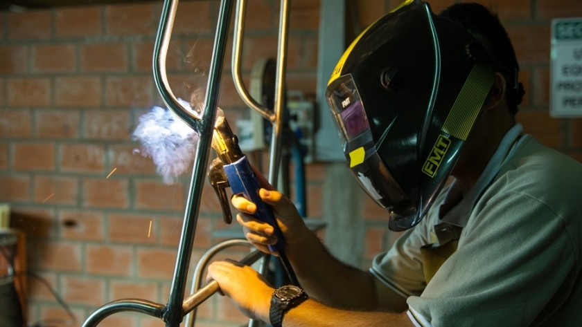 Son 14 las escuelas técnicas entrerrianas que fabrican materiales de protección frente al Coronavirus