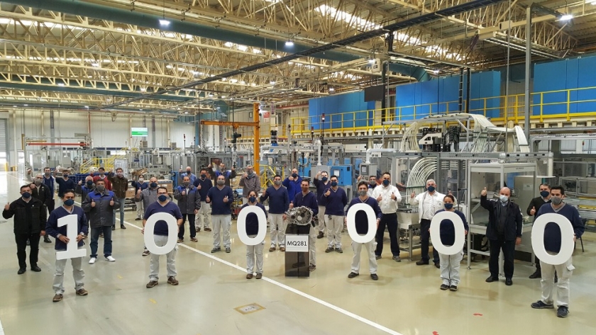 Volkswagen Argentina está de fiesta: la automotriz alemana anunció la exportación N°100.000 de una nueva caja de transmisión