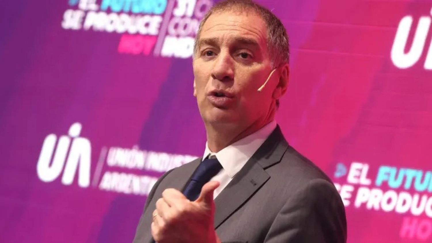 Santilli viaja a Corrientes para profundizar las negociaciones del Presupuesto 2026 con Gustavo Valdés