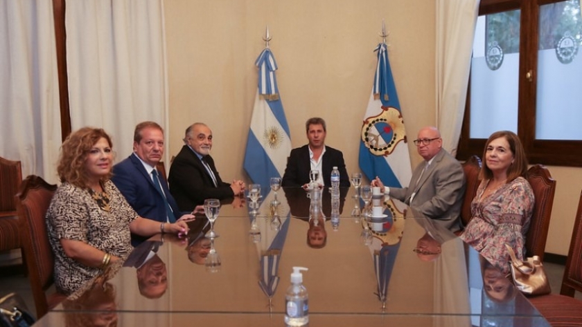 Uñac recibió a integrantes de la Federación Argentina de la Justicia Municipal de Faltas