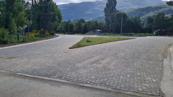 <El Gobierno Provincial finalizó la renovación de la rotonda de acceso a Lago Puelo