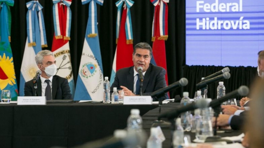 Capitanich participó del primer encuentro del consejo federal por la hidrovía Paraná-Paraguay