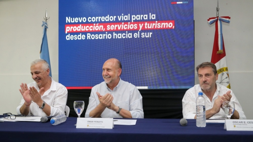 Perotti encabezó la apertura de ofertas para la transformación en autovía de la Ruta Provincial N°21