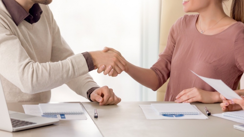 Lo que debes considerar antes de aceptar un trabajo