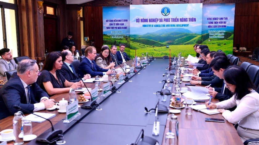 Vietnam habilitará la importación de cítricos dulces y carne porcina de la Región Centro
