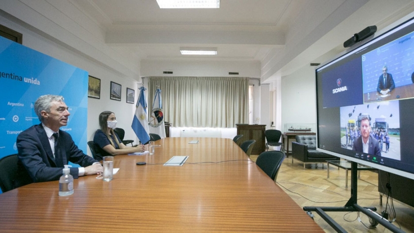 Meoni participó en la segunda edición del programa de formación profesional para mujeres "conductoras" de Scania Argentina