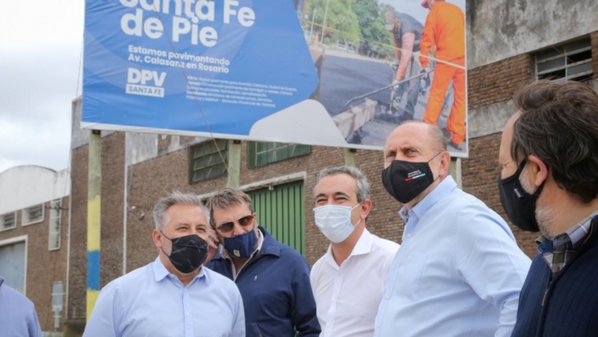 Perotti y Javkin recorrieron los trabajos en las avenidas Jorge Newbery y Calasanz, en Rosario