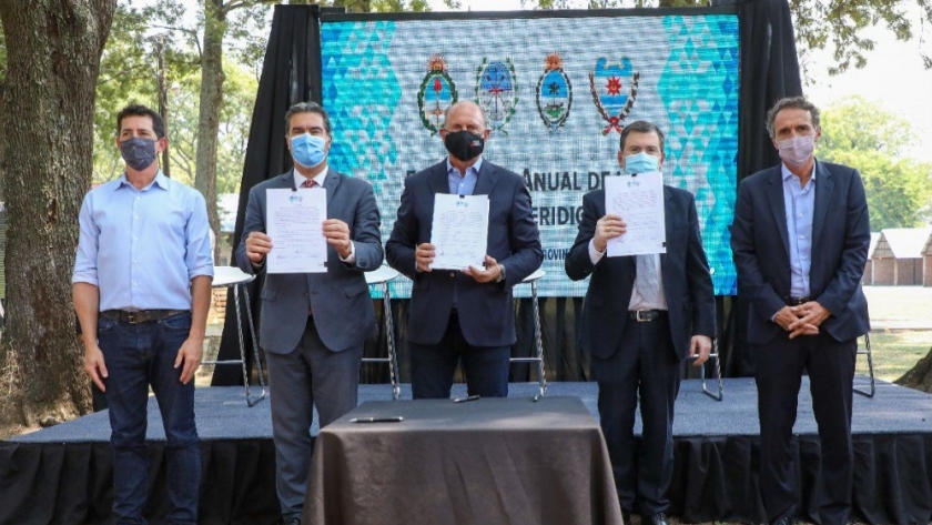 Acta-acuerdo para la ejecución de una hidrovía entre Santiago del Estero y Santa Fe