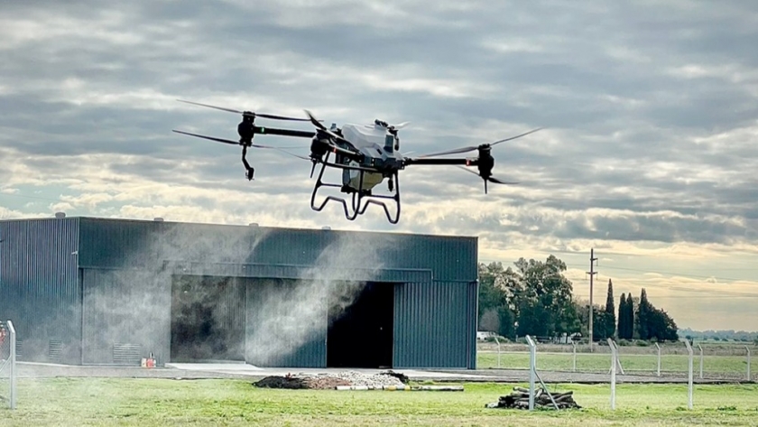 Aviones, terrestres y drones en una misma jornada de actualización técnica