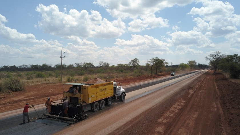 Salta: continúa la pavimentación de la Ruta Provincial 13
