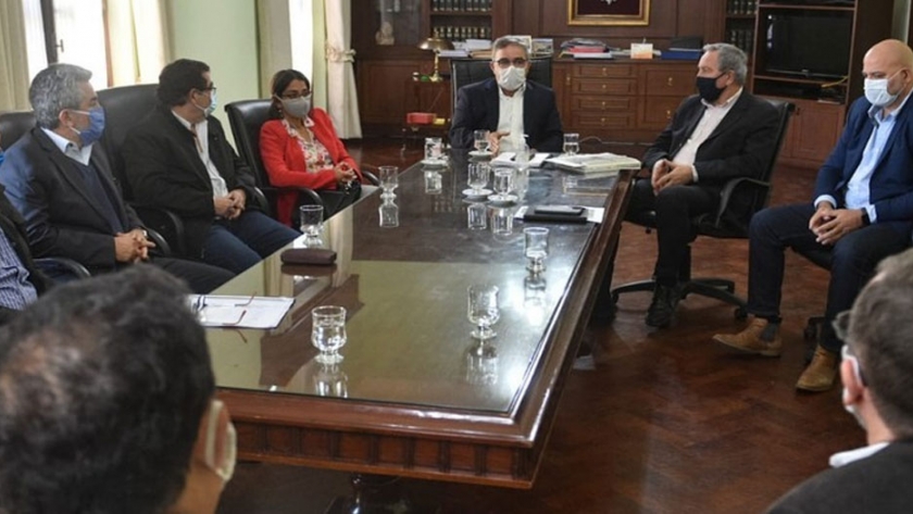 El Gobernador recibió a directivos de empresas mineras YMAD y CAMYEN
