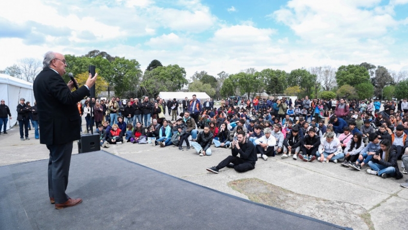 Primer Día de la Ciencia en el INTI: cientos de jóvenes apuestan al futuro tecnológico del país