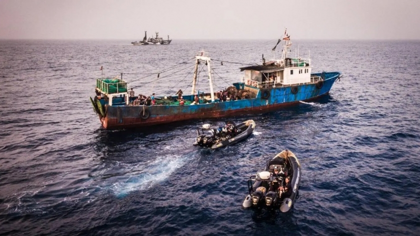 China niega vínculos con la pesca ilegal en el Atlántico Sur