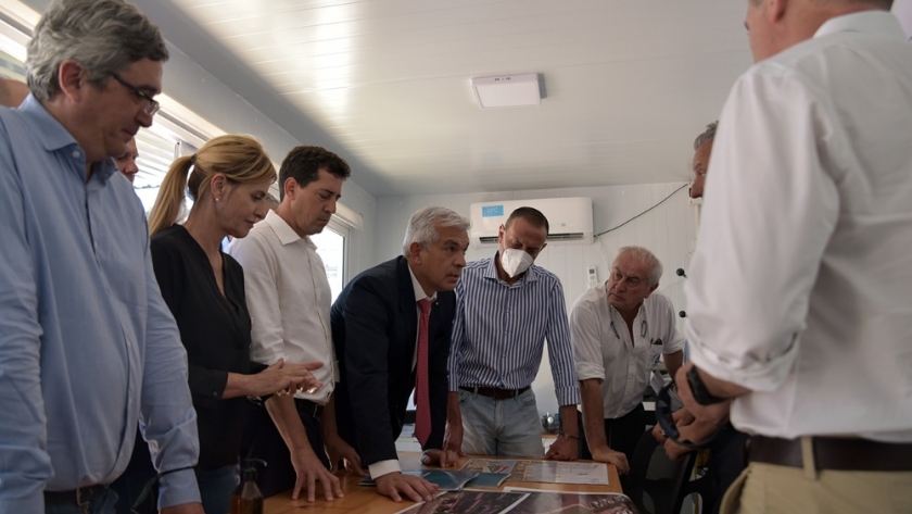 Julián Domínguez y Wado de Pedro recorrieron el predio del Nuevo Mercado Agro Ganadero de Cañuelas
