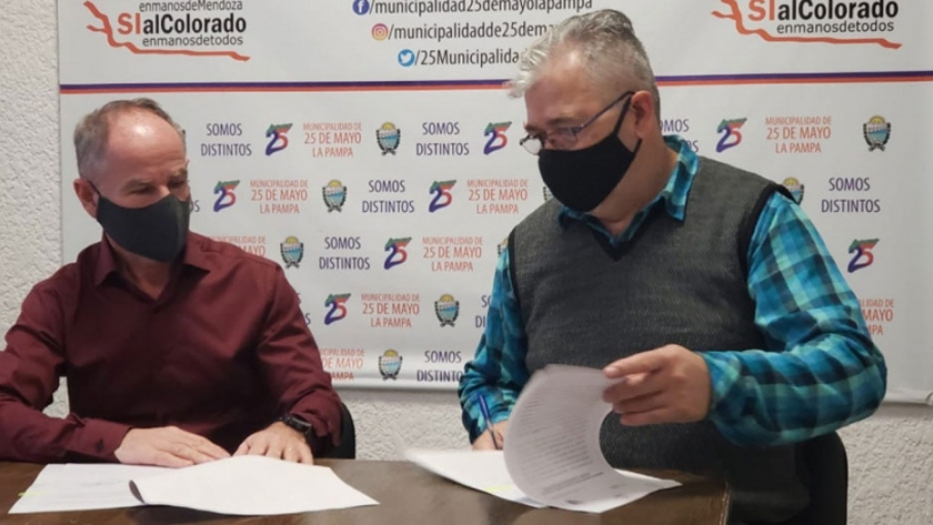 Firma de convenio de colaboración entre la Secretaría de Trabajo y la Municipalidad de Colonia 25 de Mayo