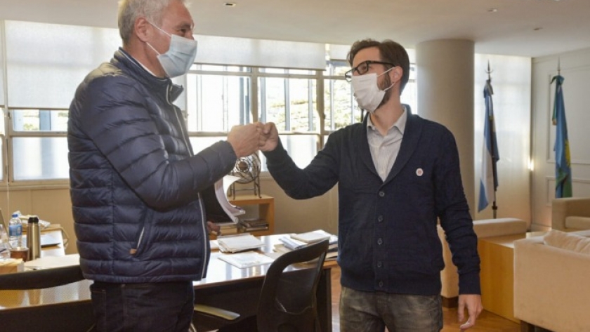 Simone y Cagliardi se reunieron por obras para Berisso