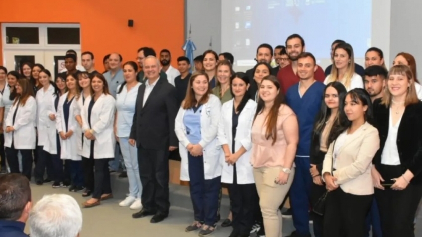 El ministro Gómez dio apertura al curso de Posgrado de Actualización Continua en Endocrinología, Diabetes y Nutrición