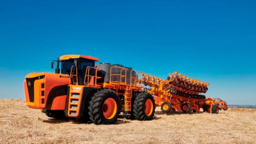 Jacto sacudió el tablero mundial con una sembradora autopropulsada