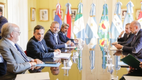 Consenso de las provincias en obras prioritarias y gestión en la Vía Navegable Troncal