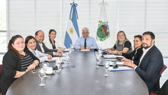 Poggi impulsa el programa ‘Creciendo con tu Club’ para fortalecer clubes barriales en San Luis