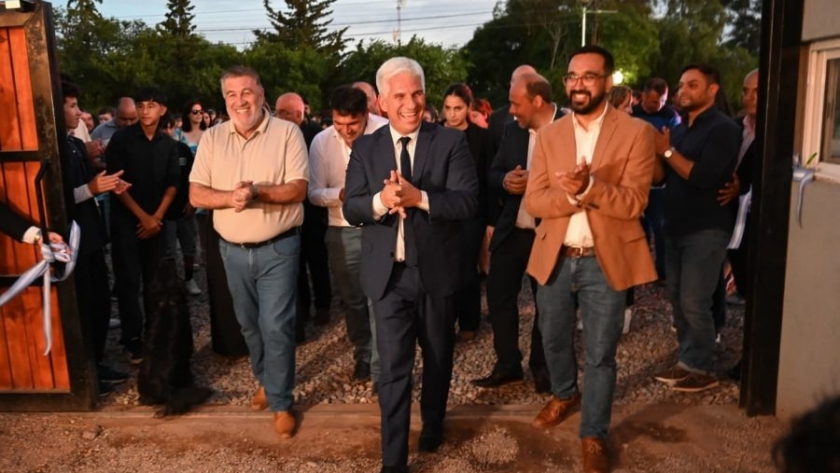 Alto Pencoso amplía su oferta turística con la inauguración de cabañas municipales