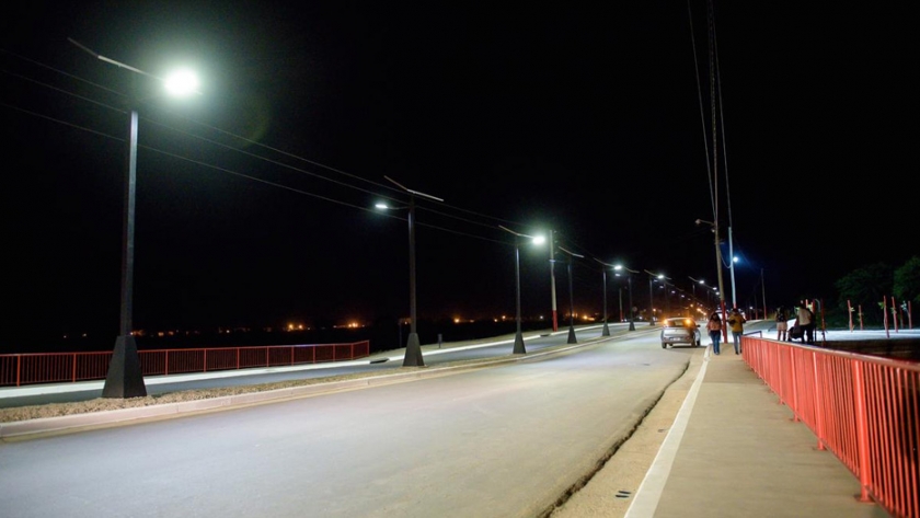Ricardo Quintela inauguró el Puente Néstor Kirchner
