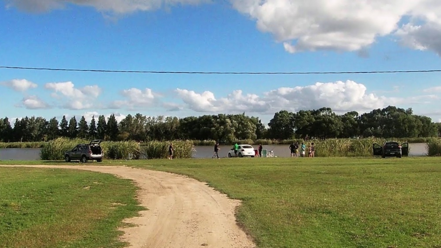 Ranchos, el pueblo con una laguna ideal para una escapada