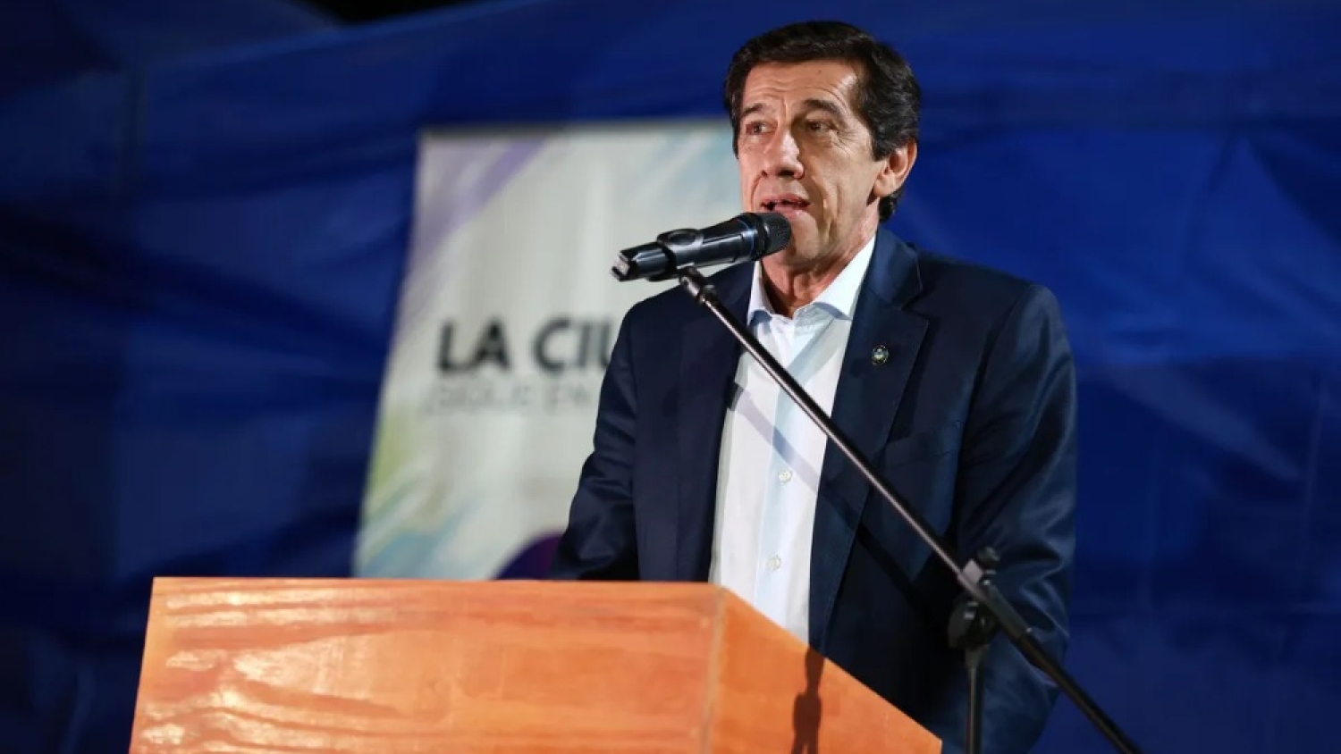 Sadir inauguró pavimento en Monterrico y anunció más obras