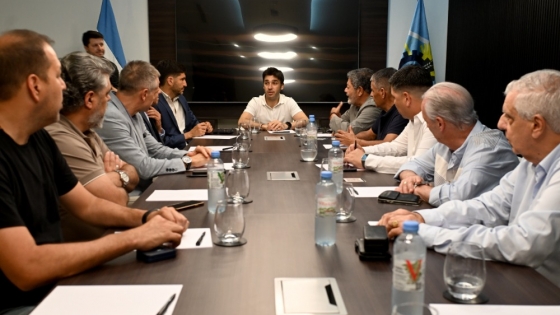 Gobernadores y nuevo triunvirato de la CGT se reúnen en CABA para revisar proyecto de reforma laboral