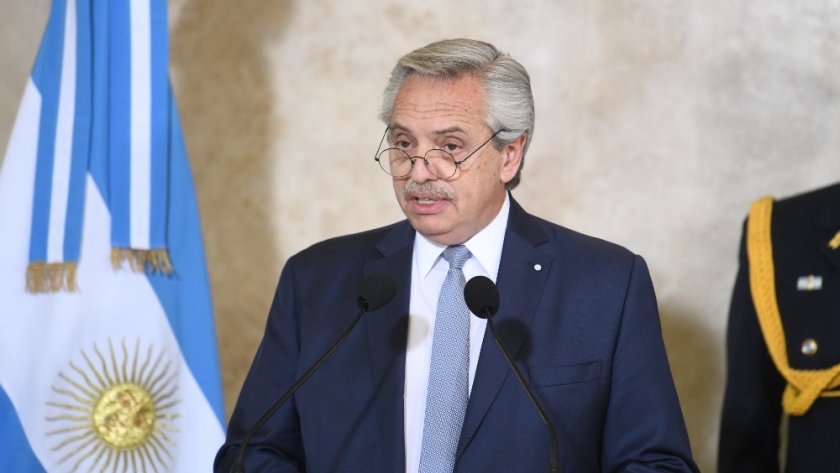 Alberto Fernández oficializó la jerarquización profesional y el reordenamiento salarial de las Fuerzas Armadas