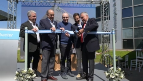 Rizobacter inaugura su nueva planta