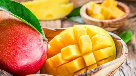 La fruta rica en vitamina A que contribuye en la salud del corazón y ayuda a adelgazar